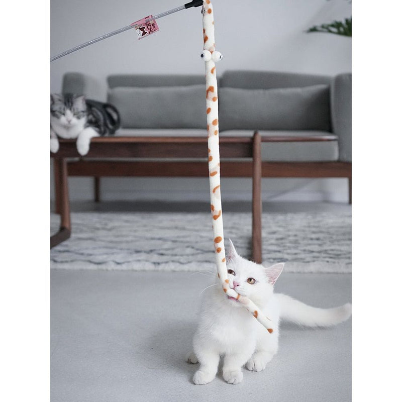 Stimulate Imagination: Funny Caterpillar Cat Toy